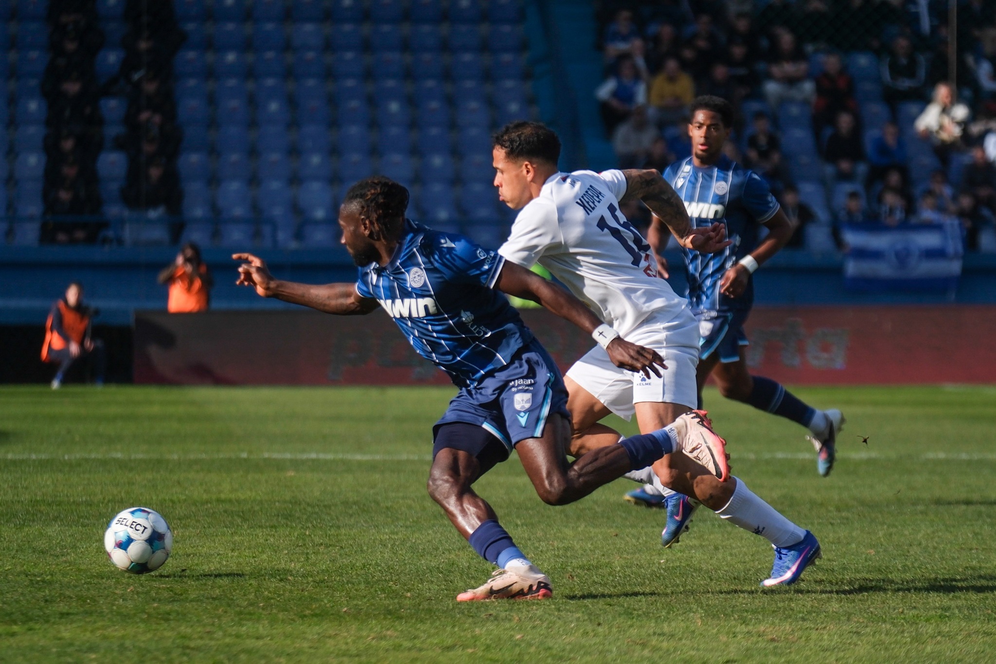 Hladan tuš za Plave: Borac slavio na Grbavici!